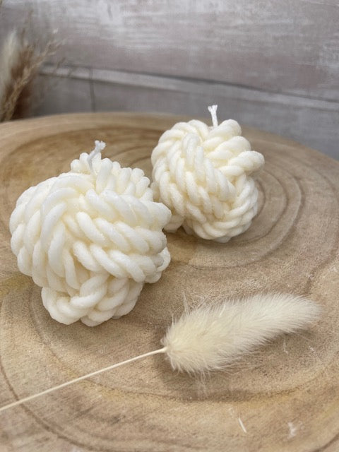 Bougie Décorative "BOULE DE LAINE"