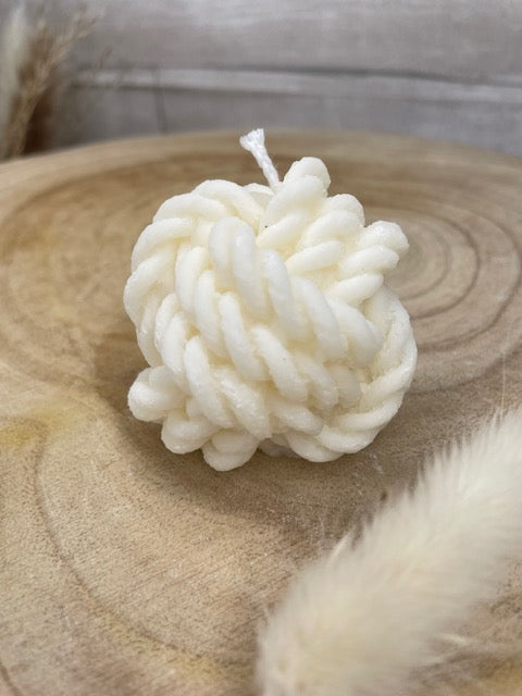 Bougie Décorative "BOULE DE LAINE"